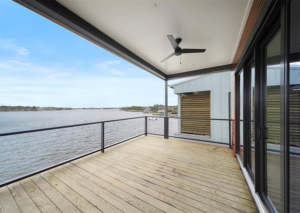 13 Cmdr Runco Ln, Seabrook, TX 77586 MLS 65685152 Zillow