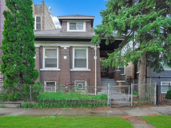 3023 W Ainslie St, Chicago, IL 60625