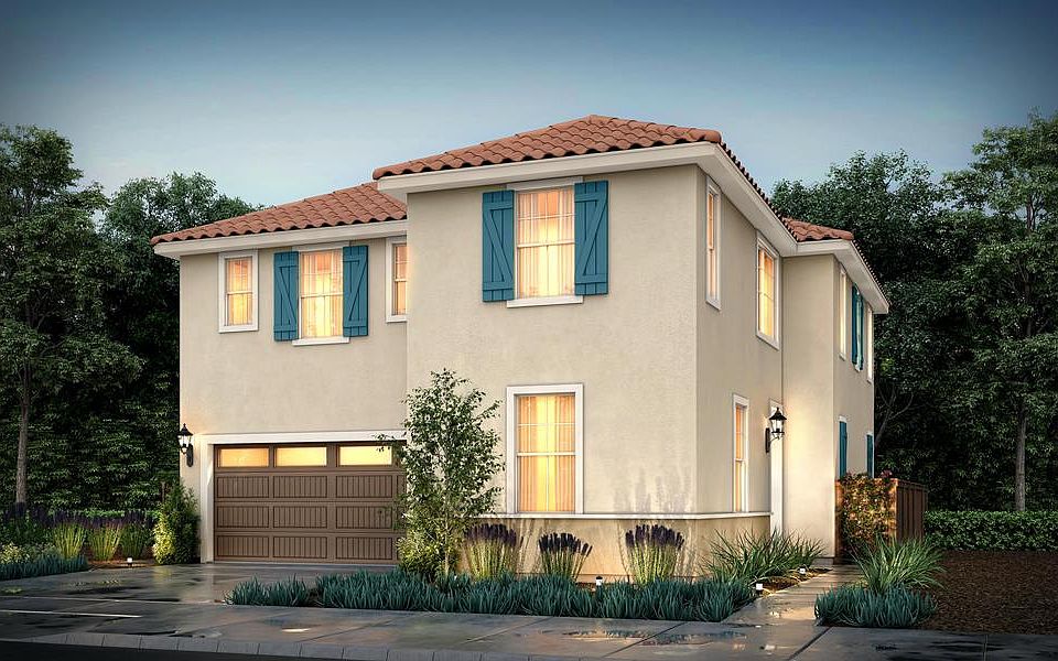 2nd image of 990 W Clover Ave #Gjq38x