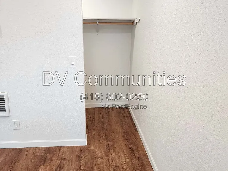 101 N 10th St #13 — Photo 19