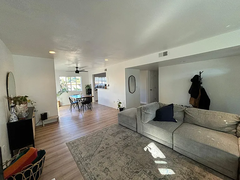 814 Jennifer Ln #A — Photo 14