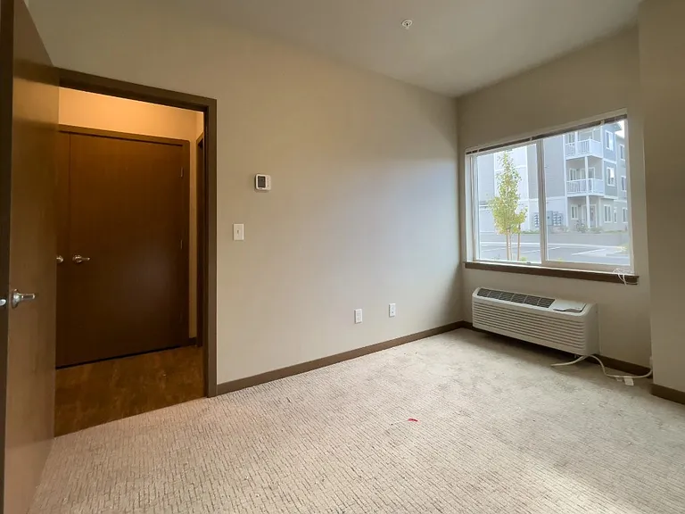 Deer Haven Apartments — Photo 31