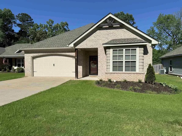 3161 Haley Ct, Benton, AR 72019