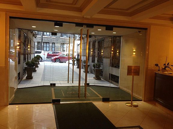 3rd image of 350 W 55th St APT 3M