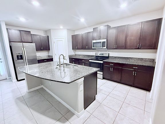 2nd image of 7109 Amelia Cove Ct