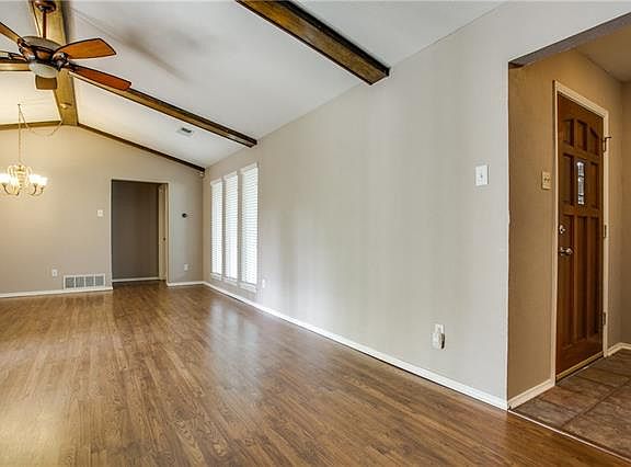 4th image of 13230 Glenside Dr
