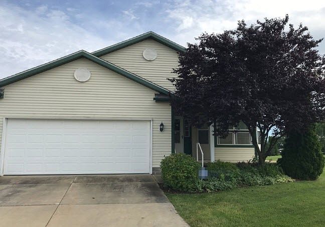 1st image of 5266 Deer Trace Dr