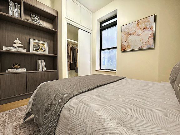3rd image of 203 W 109th St #4S