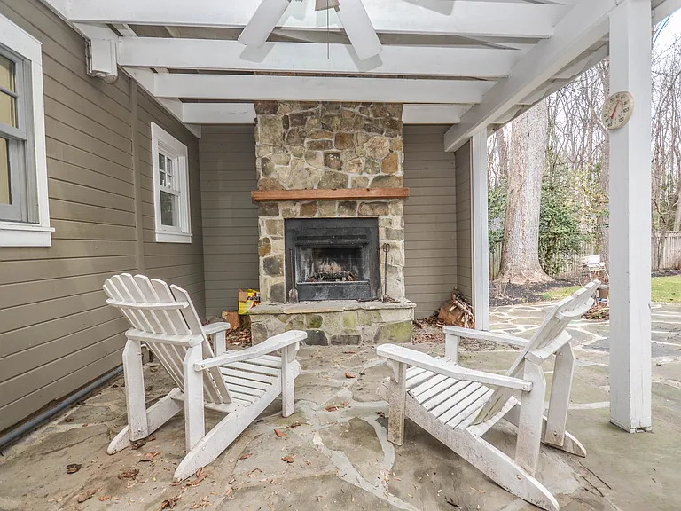 9108 Weant Dr — Photo 44