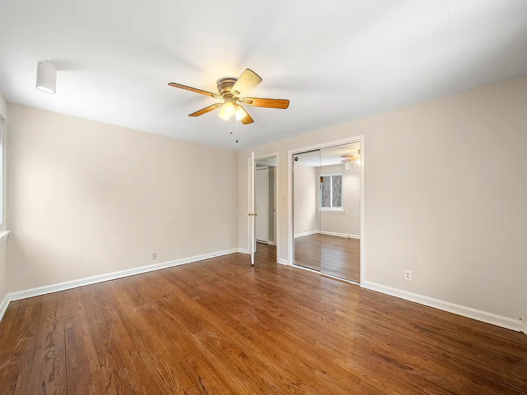 44 Knickerbocker Rd — Photo 16