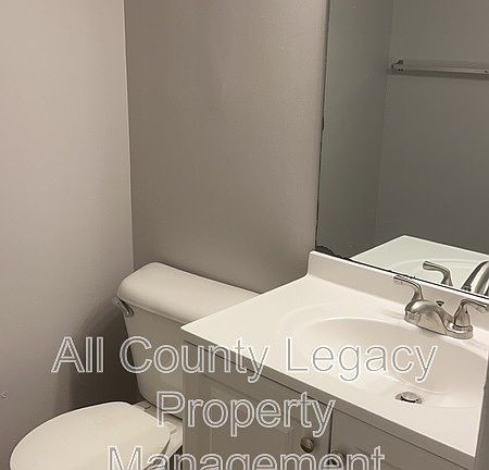 5th image of 2994 Sonya Ln