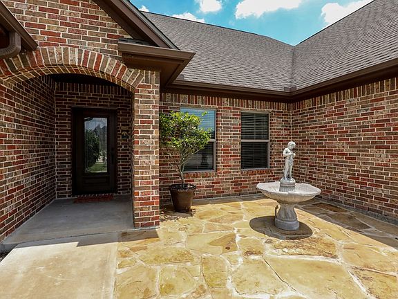 3rd image of 8225 Lake Placid Dr