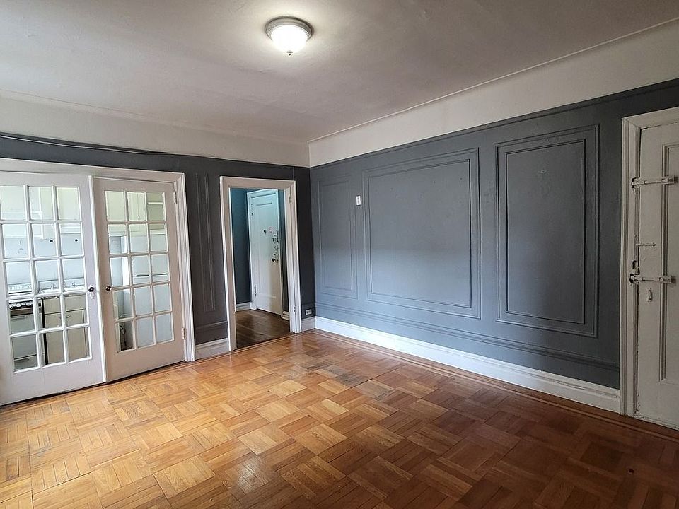 1st image of 10 Bennett Ave #5E