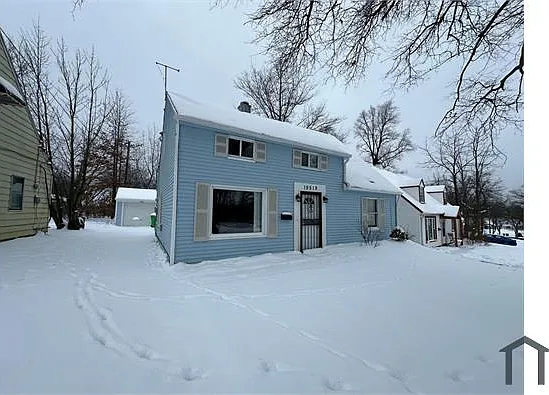 19519 Meadowlark Ln — Photo 1