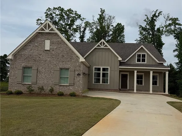 2237 Jenkins Way, Opelika, AL 36801