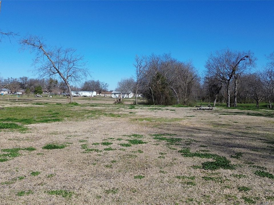 1st image of 193 Avenue #D