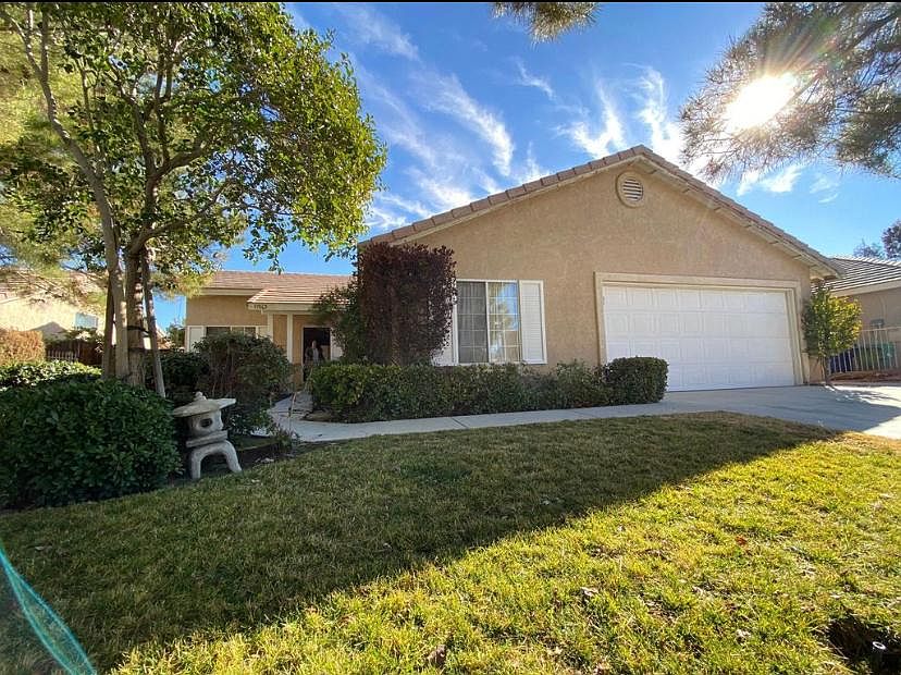 1st image of 37562 Park Forest Ct