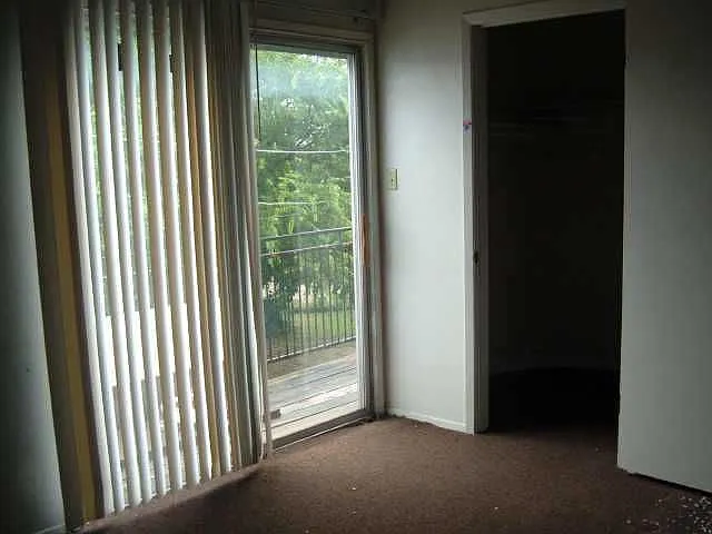 Bedroom with Balcony