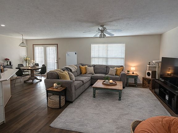 3rd image of 3850 Amber Ct #3013