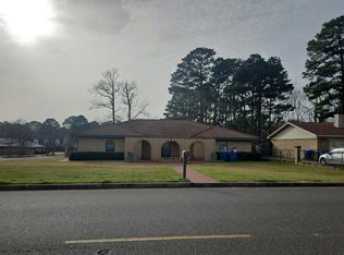 207 Warren Dr, Marshall, TX 75672