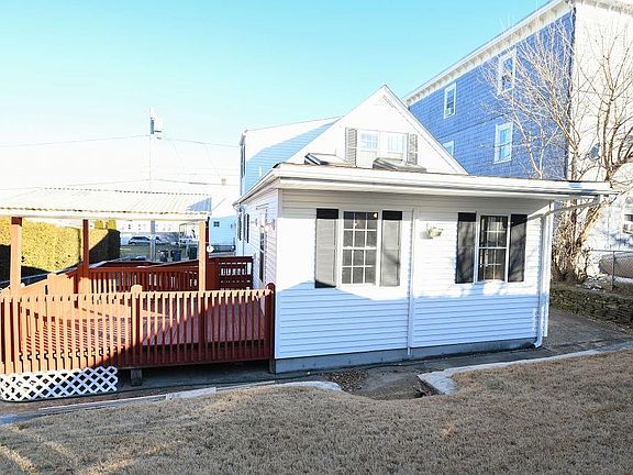 3rd image of 59 Hillhurst Ave