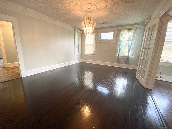 4th image of 503 Durden St
