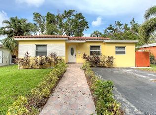 570 Ragan Dr, Miami Springs, FL 33166