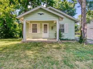 1449 E Stanford St, Springfield, MO 65804