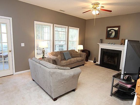 Lots of windows + nat light