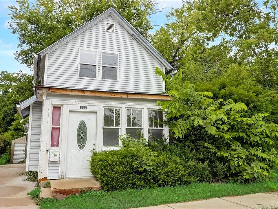 1st image of 532 NW Barstow St
