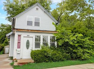 532 NW Barstow St, Waukesha, WI 53188