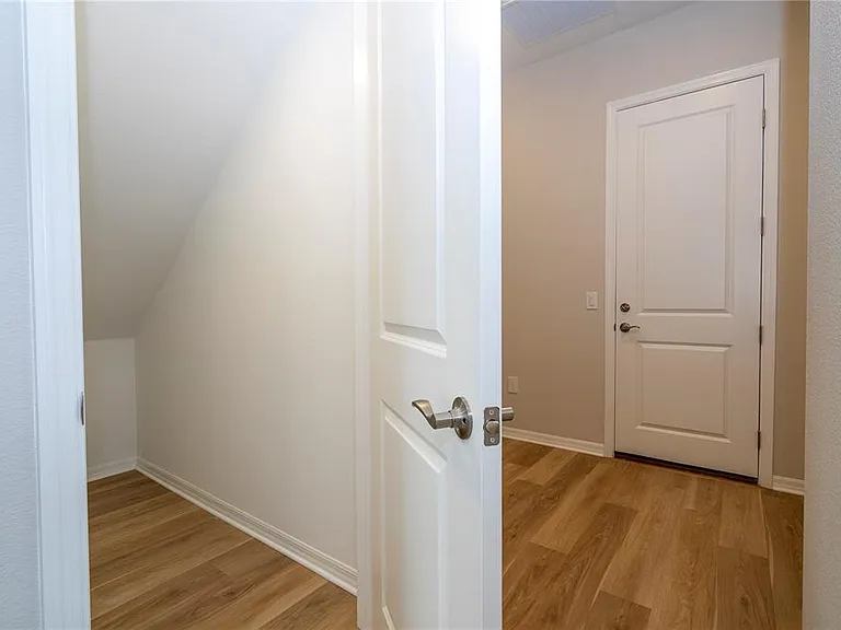450 Winter Grove Blvd — Photo 53