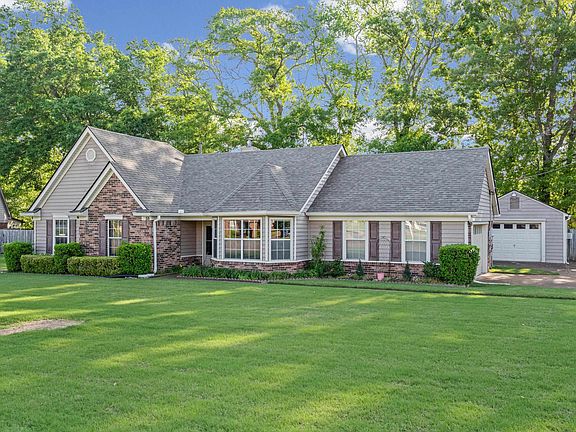 2nd image of 55 Cotton Trail Dr
