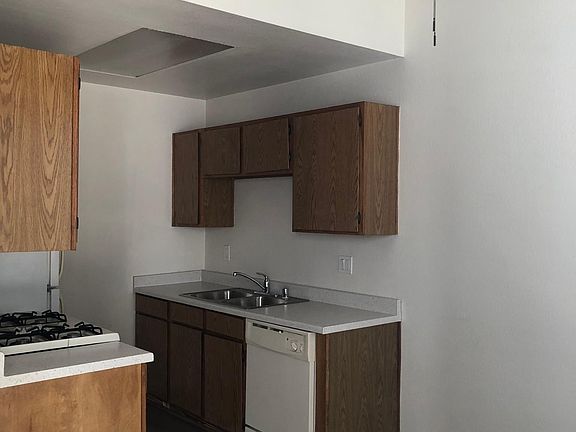4th image of 4478 Arizona St APT 2