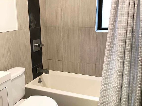 4th image of 31 E 21st St APT 5