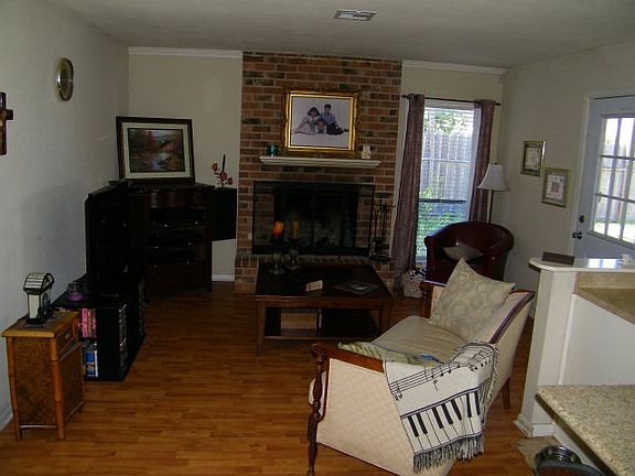 3rd image of 508 Taos Dr