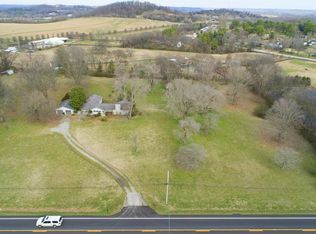 1632 Hampshire Pike, Columbia, TN 38401