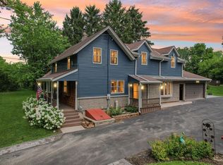 W220N5298 Town Line Rd, Menomonee Falls, WI 53051