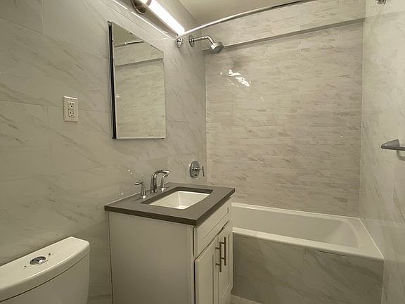 5th image of 160 E 88th St #6JW