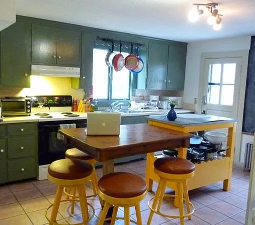 6 bed, 2037 sqft, $5,100 — Photo 3