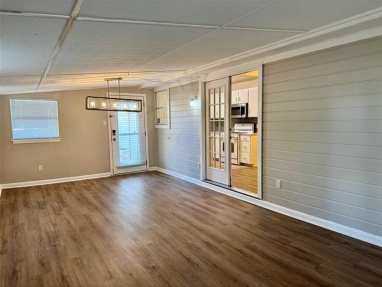 8112 Willet Trl #A — Photo 10