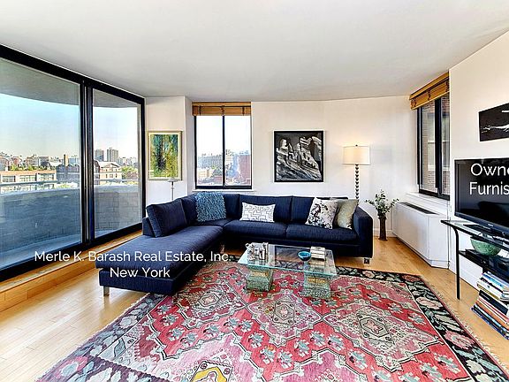 3rd image of 140 Charles St APT 10D