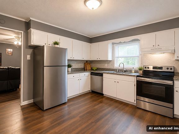4th image of 2116 W 38th St