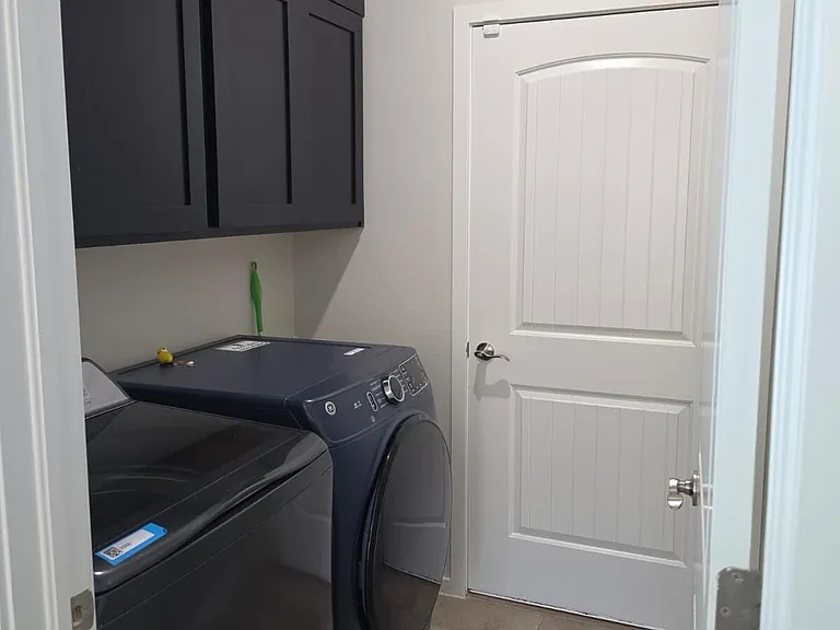 12603 Amesbury Ave — Photo 11