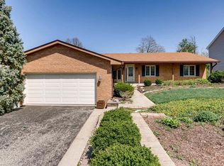 3811 Venard Rd, Downers Grove, IL 60515