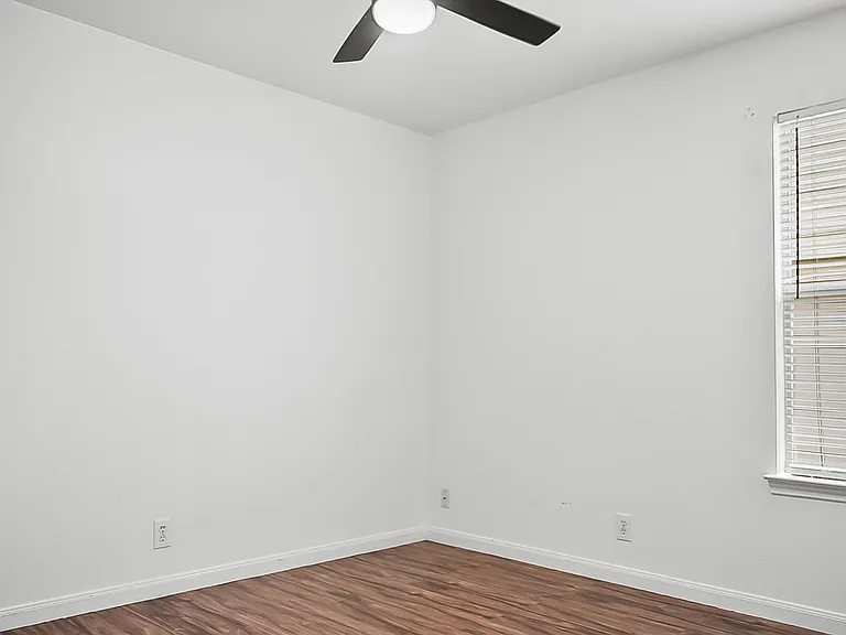 10003 Magnolia Riv — Photo 16