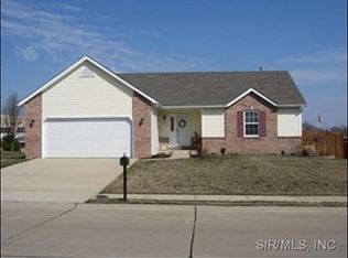 908 Victoria Ln, O Fallon, IL 62269