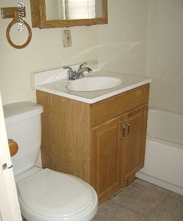 4th image of 4329 E 142nd St