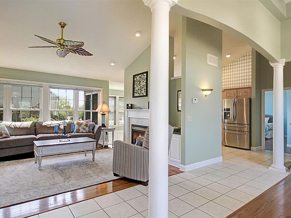 2nd image of 10384 Heather Brooke Dr