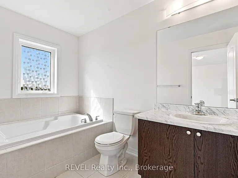 15 Peach St #15 — Photo 27